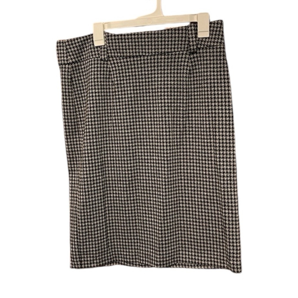 NWOT! George Pointe Pencil Skirt. Size 14.